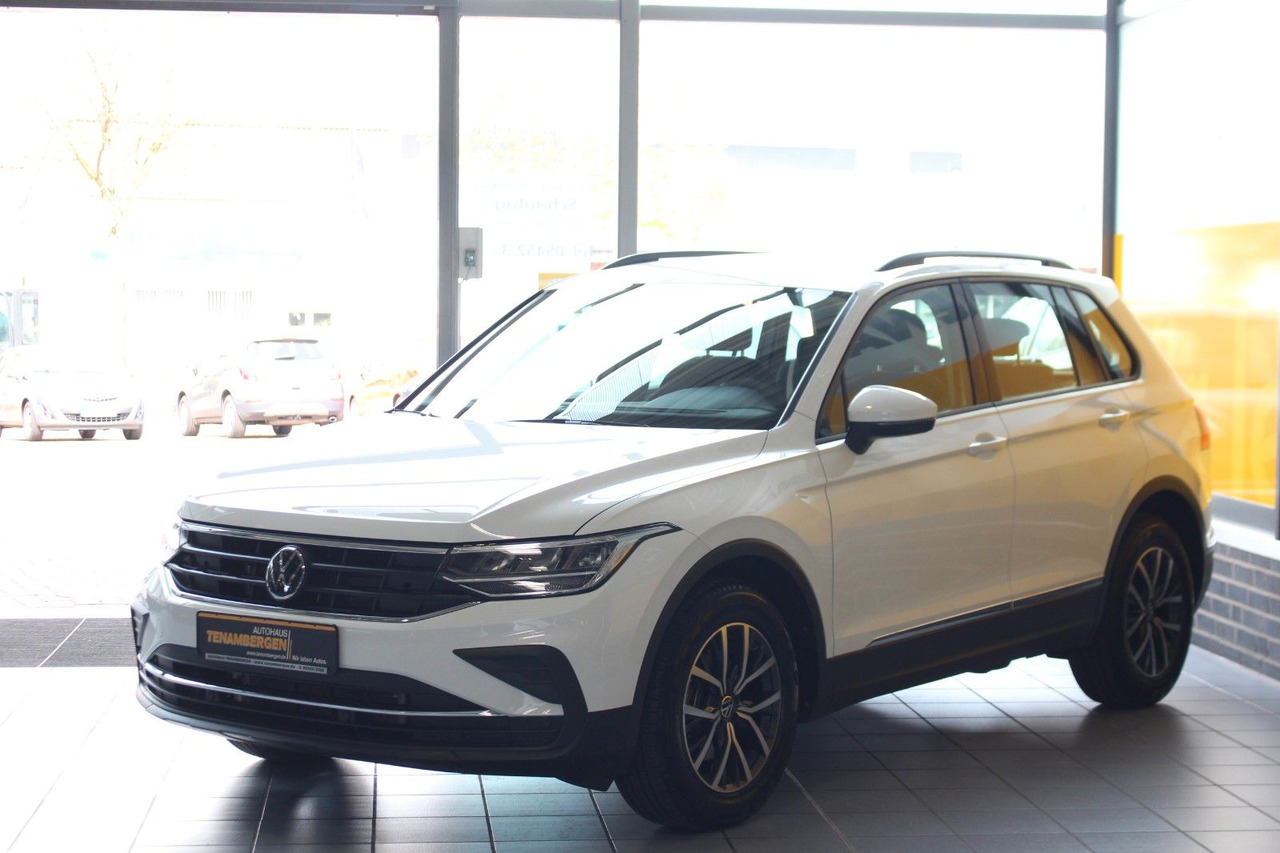 Volkswagen Tiguan Life DSG LED Kamera Navi AHK ACC - سيارة دفع رباعي: صور 4 Volkswagen Tiguan Life DSG LED Kamera Navi AHK ACC - سيارة دفع رباعي: صور 4