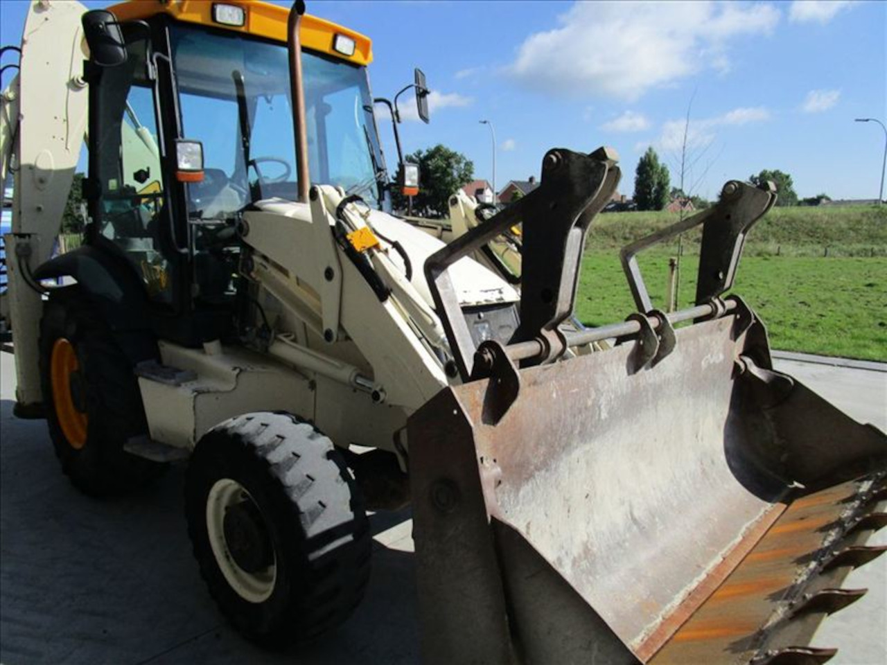 JCB 3CX Energy - حفار متعدد الاستخدام: صور 1 JCB 3CX Energy - حفار متعدد الاستخدام: صور 1