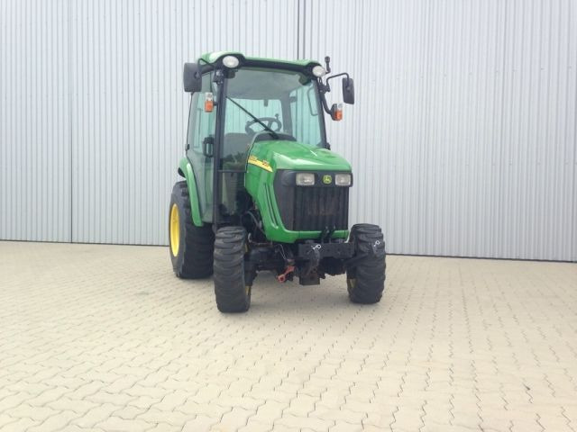 JOHN DEERE 3720 - جرار: صور 4 JOHN DEERE 3720 - جرار: صور 4