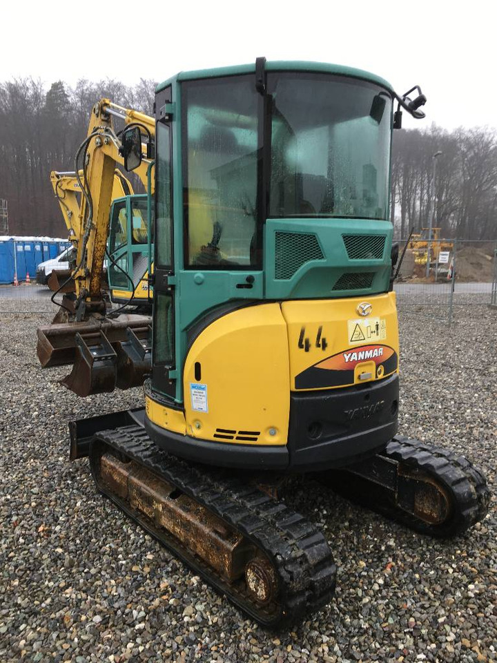 Yanmar Vio 33 U - حفارة مصغرة: صور 5 Yanmar Vio 33 U - حفارة مصغرة: صور 5
