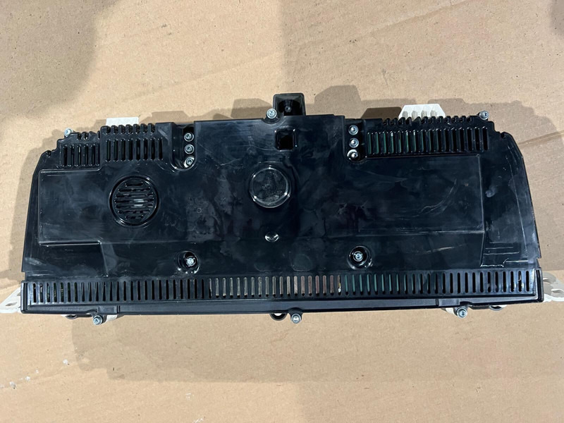 Continental FH4 - لوحة القيادة: صور 4 Continental FH4 - لوحة القيادة: صور 4