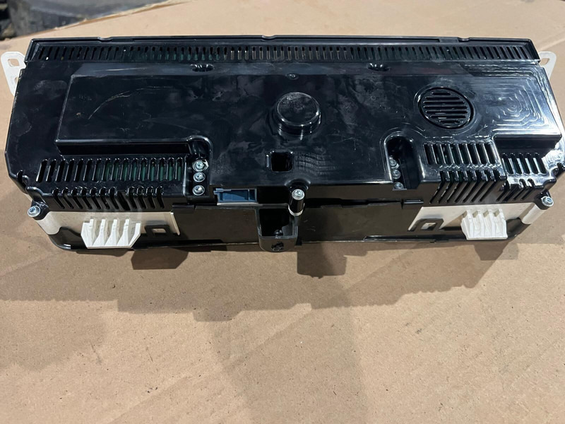 Continental FH4 - لوحة القيادة: صور 3 Continental FH4 - لوحة القيادة: صور 3