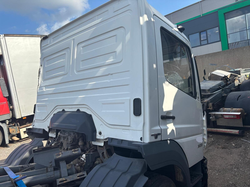 Mercedes-Benz Atego MP4 - الكابينة والداخلية: صور 3 Mercedes-Benz Atego MP4 - الكابينة والداخلية: صور 3