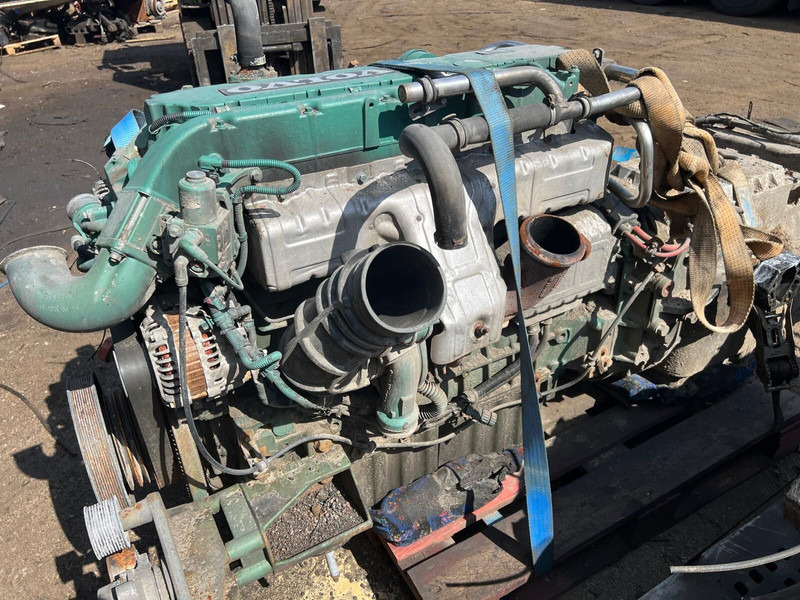Volvo D7E290 - المحرك: صور 3 Volvo D7E290 - المحرك: صور 3