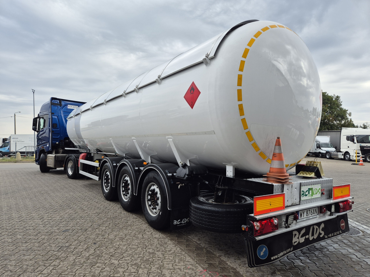 BC-LDS EMERSON/ propane/ butane/ lpg/ gpl - نصف مقطورة صهريج: صور 2 BC-LDS EMERSON/ propane/ butane/ lpg/ gpl - نصف مقطورة صهريج: صور 2