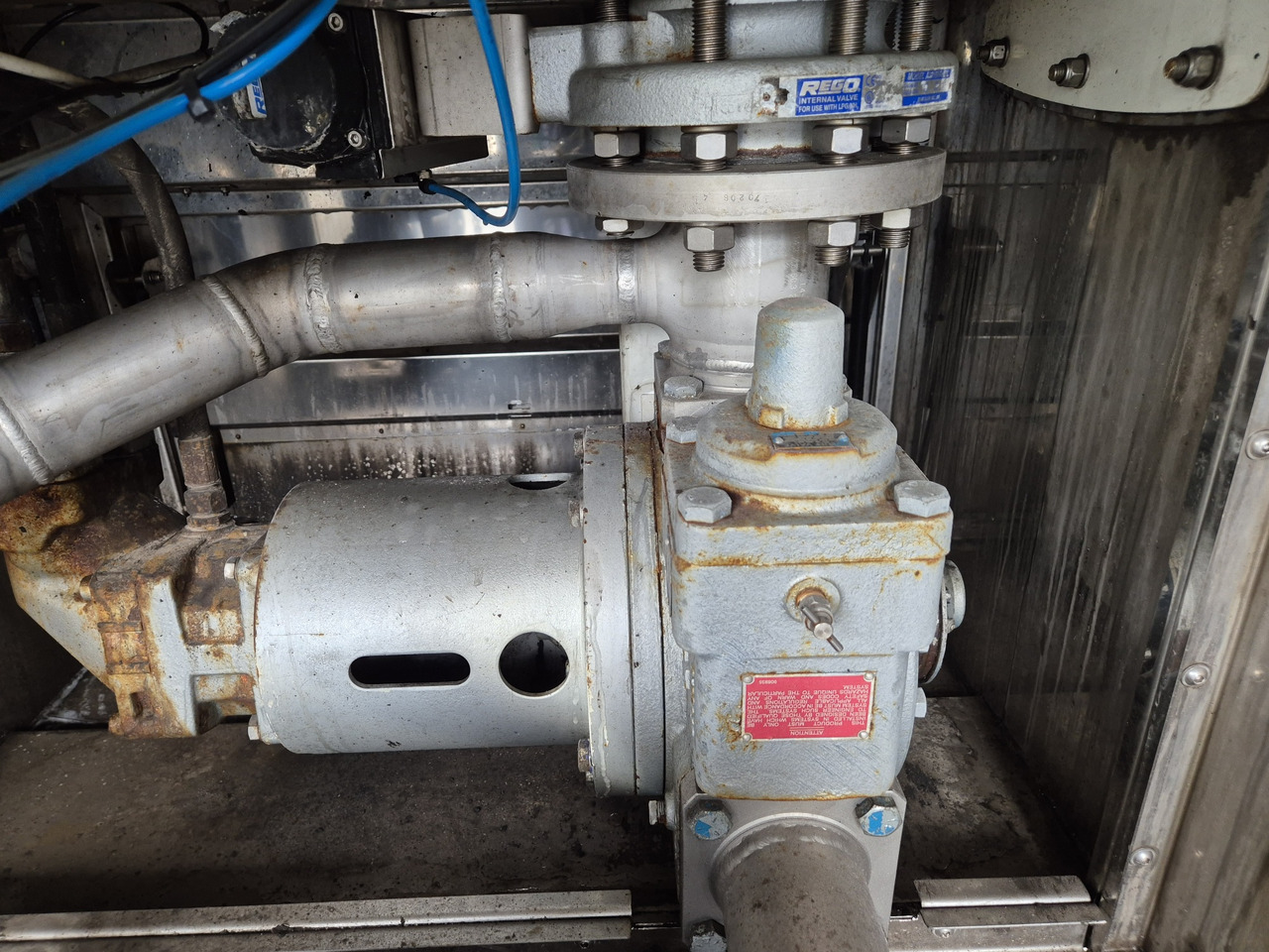 VPS CN50 LPG/ GPL/ PROPANE/ pump 4" - نصف مقطورة صهريج: صور 4 VPS CN50 LPG/ GPL/ PROPANE/ pump 4" - نصف مقطورة صهريج: صور 4