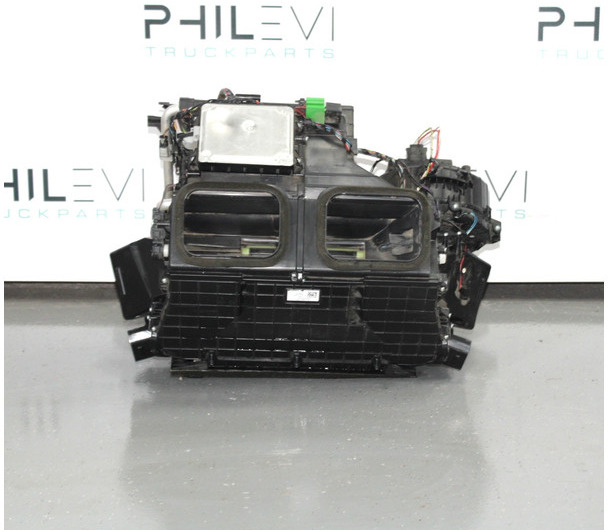 DAF XF106 Kachelhuis 2154534 - مروحة مكيف - شاحنة: صور 1 DAF XF106 Kachelhuis 2154534 - مروحة مكيف - شاحنة: صور 1