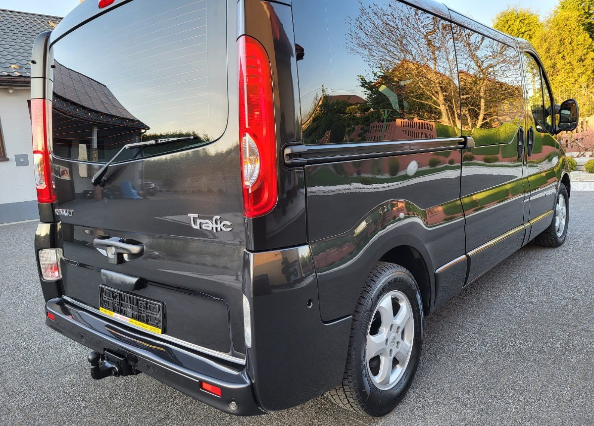 Opel Vivaro - صغيرة, ميكروباص: صور 4 Opel Vivaro - صغيرة, ميكروباص: صور 4