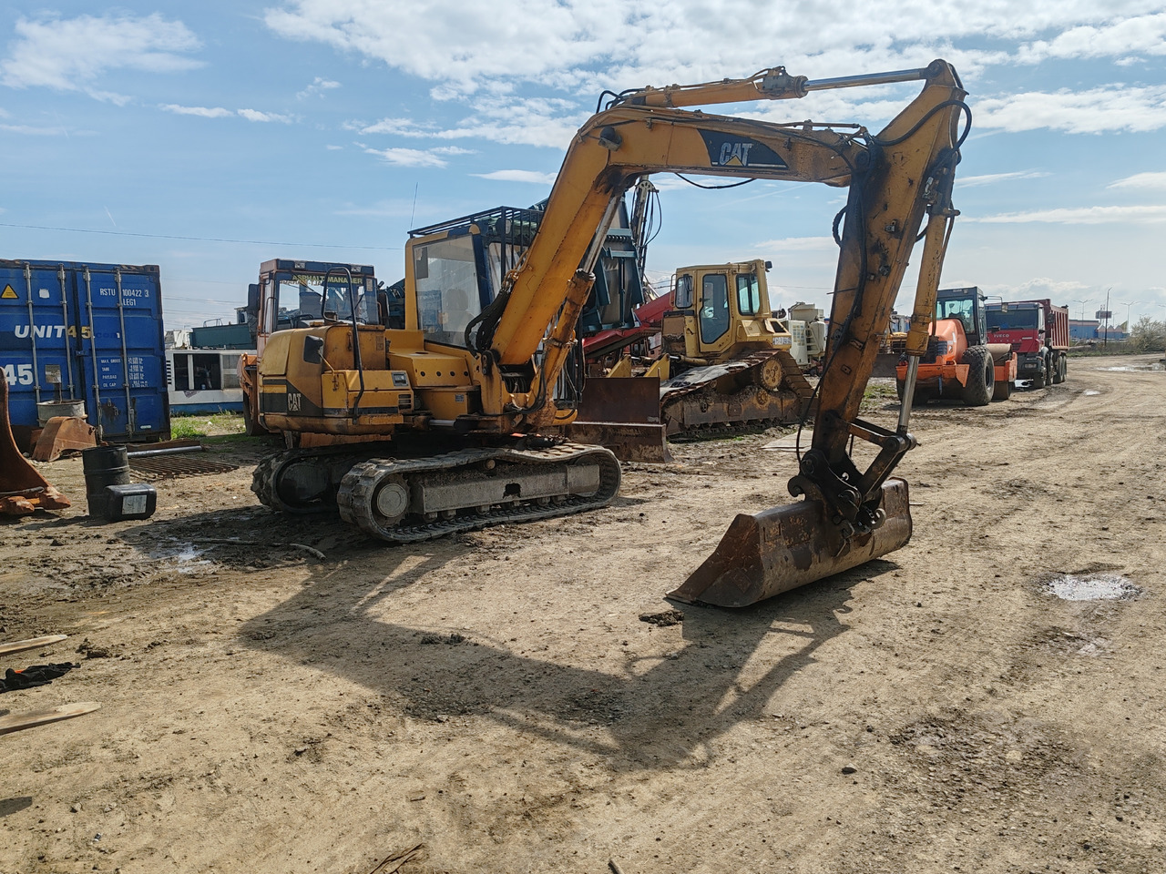 CATERPILLAR 307b - حفارة مصغرة: صور 2 CATERPILLAR 307b - حفارة مصغرة: صور 2