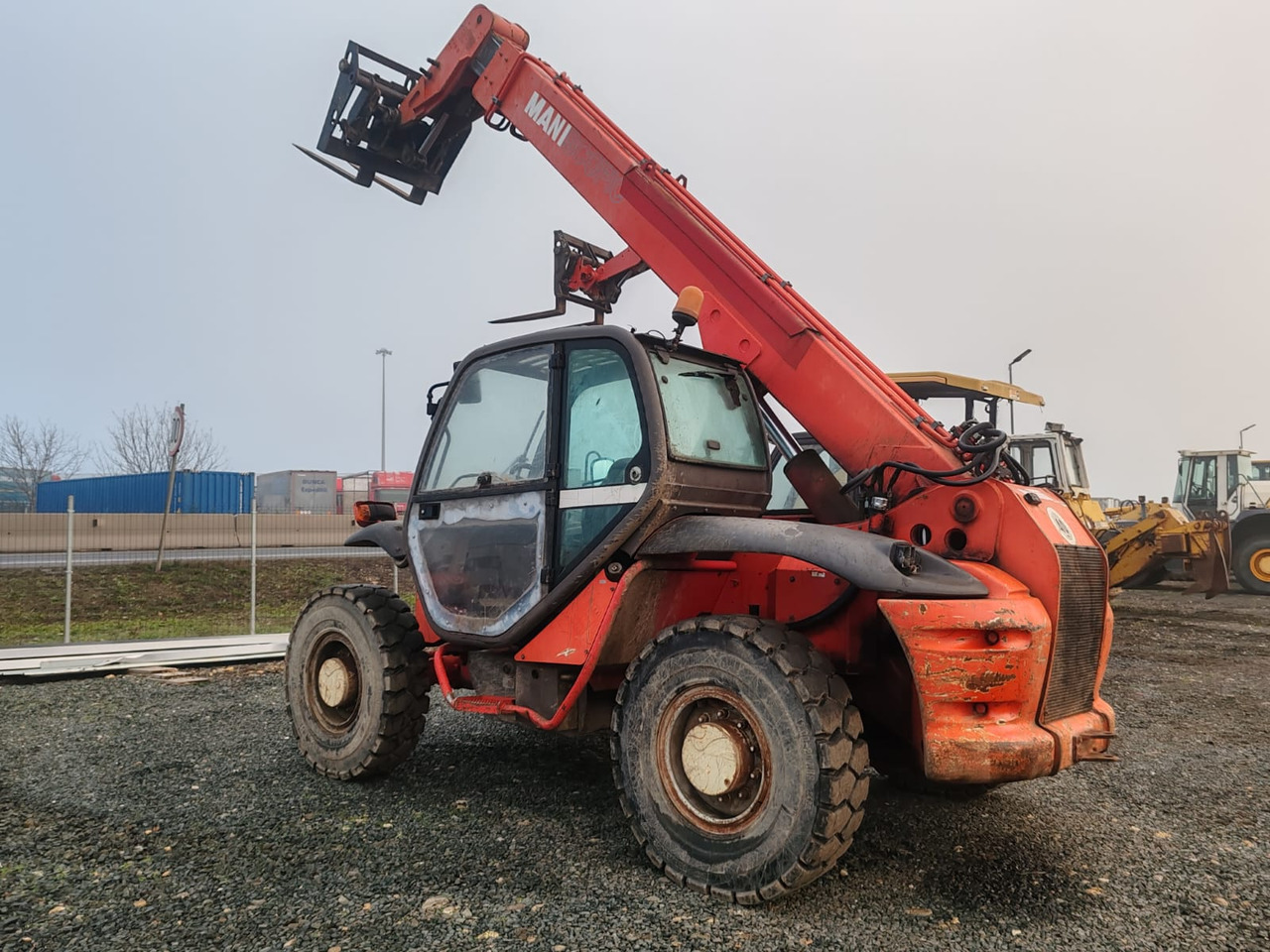 Manitou MHT 950 LT - جرافة ذات عجلات تلسكوبية: صور 5 Manitou MHT 950 LT - جرافة ذات عجلات تلسكوبية: صور 5