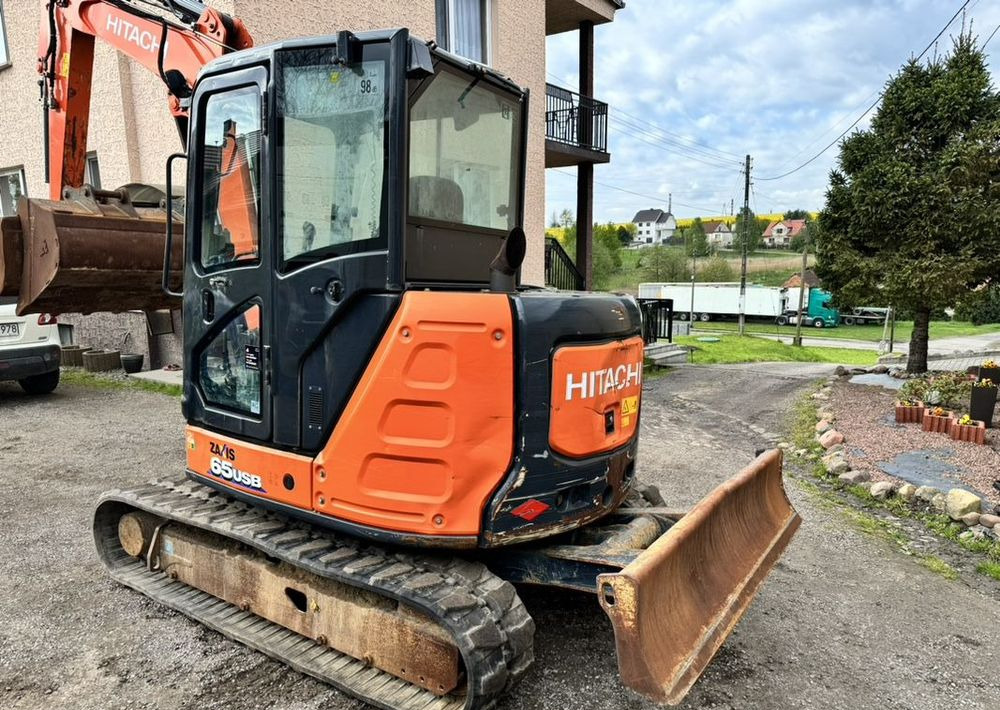 Hitachi ZX65USB-6 CLR - حفارات زحافة: صور 3 Hitachi ZX65USB-6 CLR - حفارات زحافة: صور 3