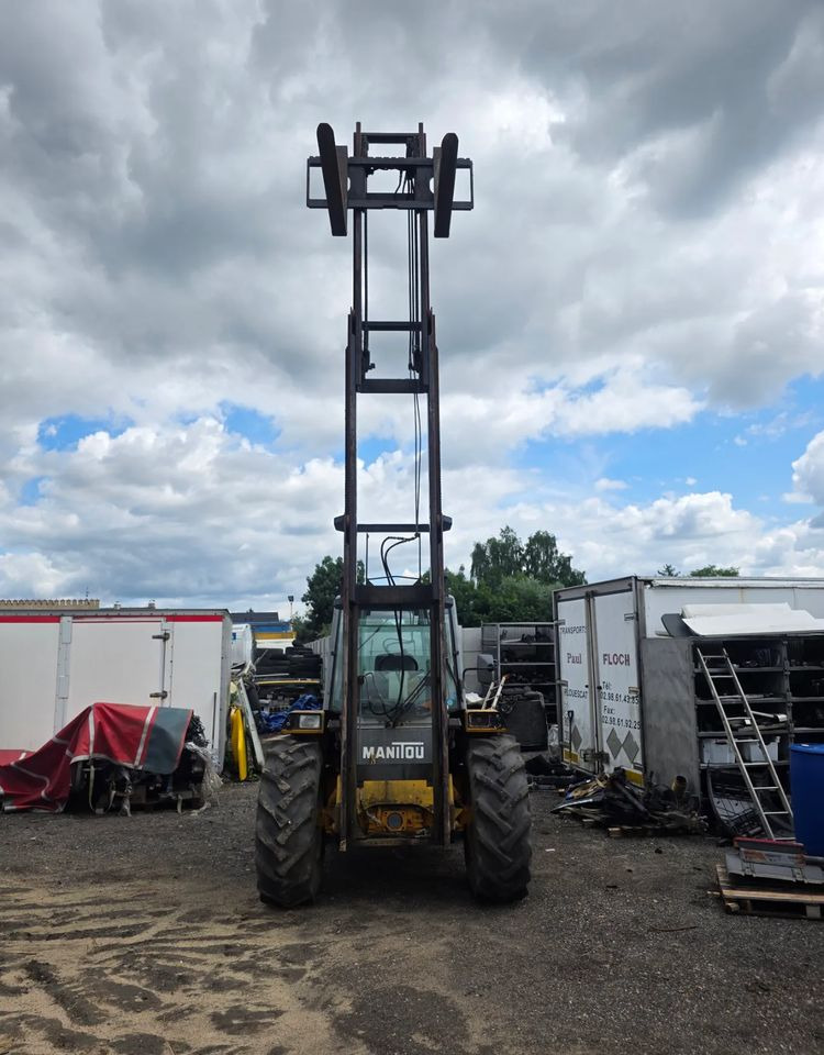 Manitou M26.4 Terenowy 4x4 5,5m - شاحنات الطرق الوعرة: صور 1 Manitou M26.4 Terenowy 4x4 5,5m - شاحنات الطرق الوعرة: صور 1