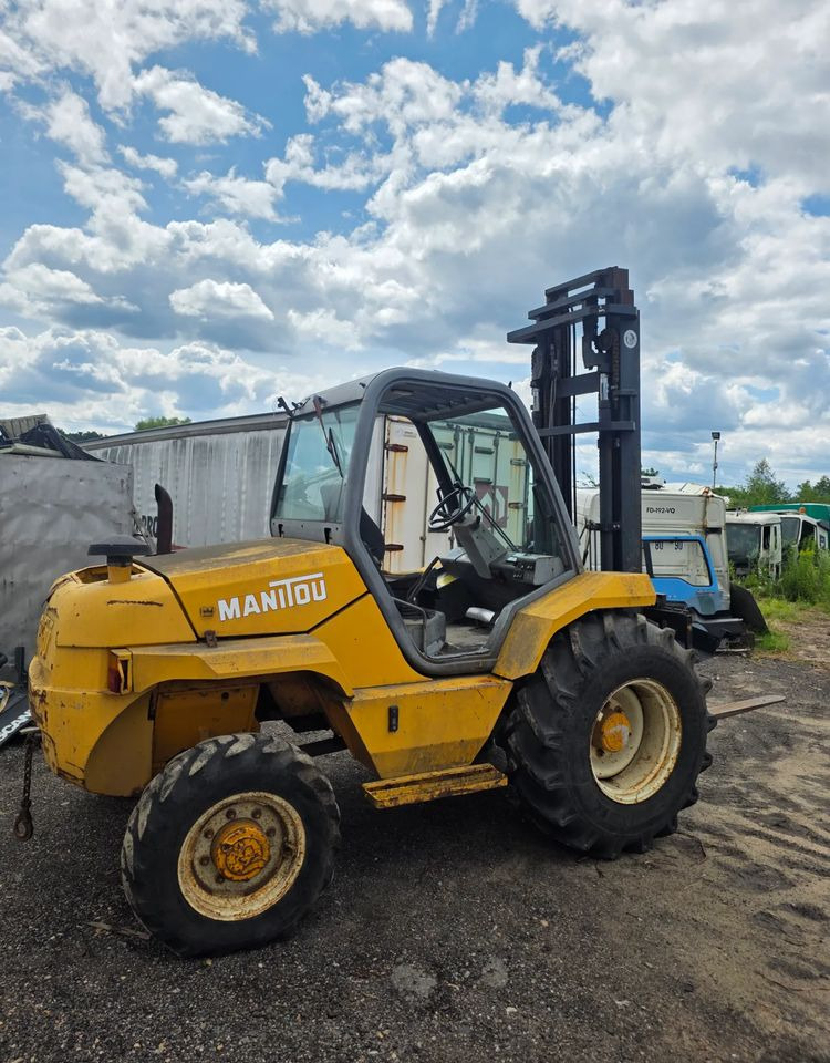 Manitou M26.4 Terenowy 4x4 5,5m - شاحنات الطرق الوعرة: صور 5 Manitou M26.4 Terenowy 4x4 5,5m - شاحنات الطرق الوعرة: صور 5