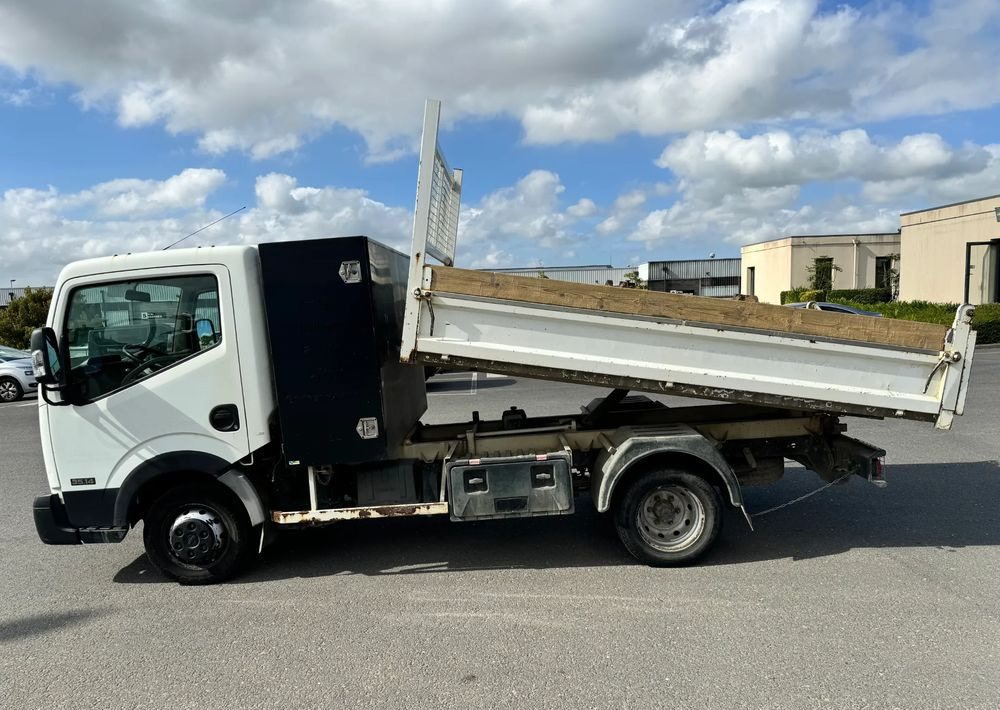 Nissan NT400 - قلابات: صور 2 Nissan NT400 - قلابات: صور 2