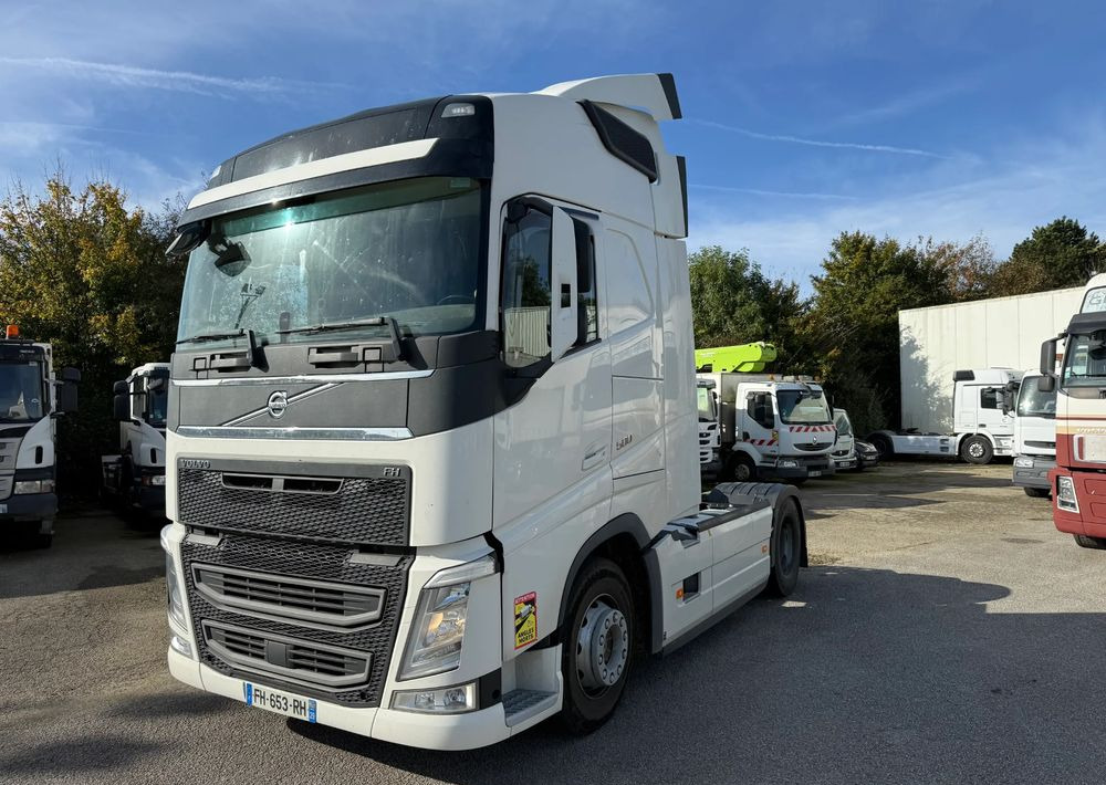 Volvo FH 500 - شاحنة جرار: صور 1 Volvo FH 500 - شاحنة جرار: صور 1