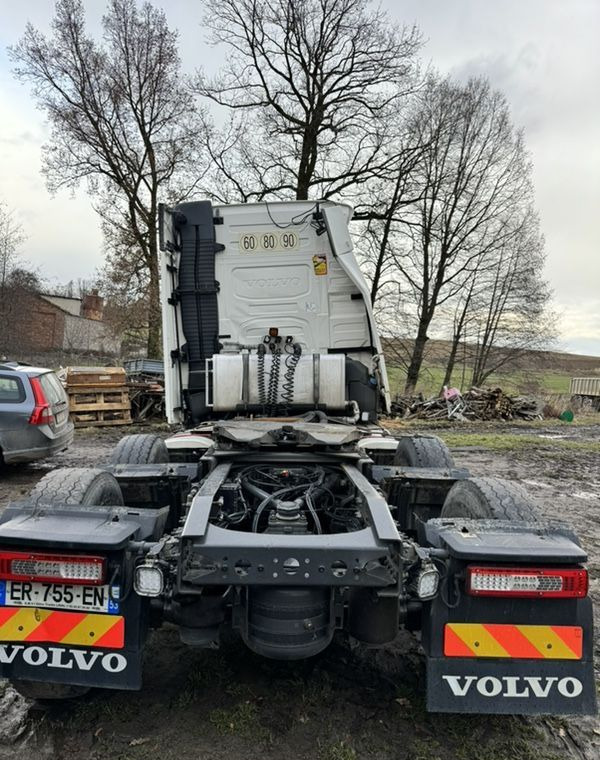 Volvo FH540 - شاحنة جرار: صور 4 Volvo FH540 - شاحنة جرار: صور 4