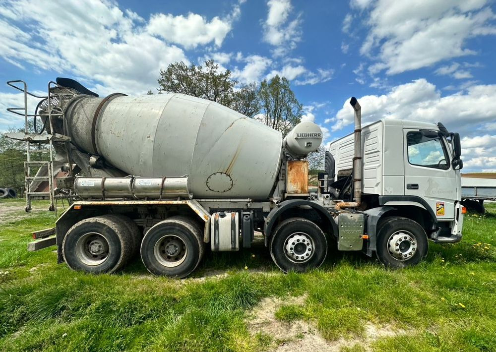 Volvo FM - شاحنة خلاطة خرسانة: صور 5 Volvo FM - شاحنة خلاطة خرسانة: صور 5
