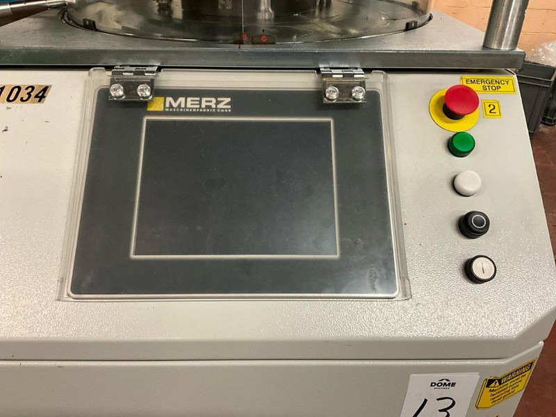 Merz CC4 II - معدات صناعية: صور 5 Merz CC4 II - معدات صناعية: صور 5