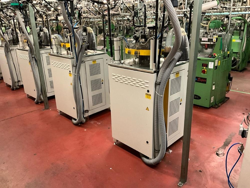 Merz CC4 II - معدات صناعية: صور 3 Merz CC4 II - معدات صناعية: صور 3