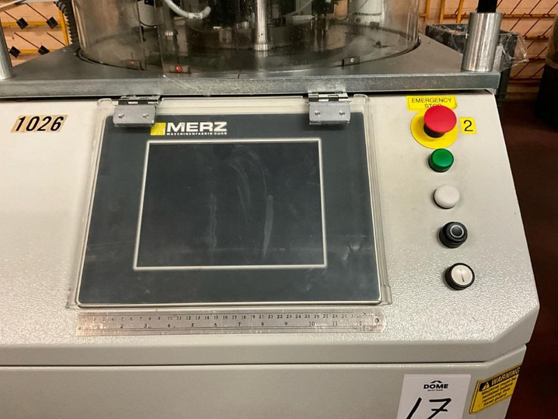 Merz CC4 II - معدات صناعية: صور 5 Merz CC4 II - معدات صناعية: صور 5