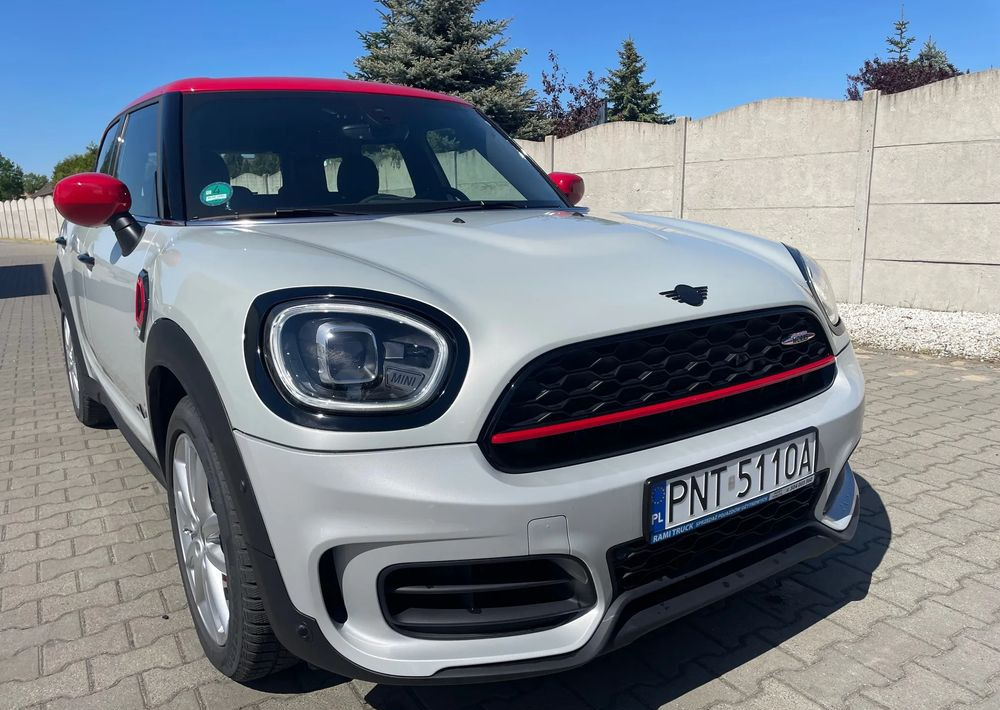 MINI John Cooper Works Countryman All4 - سيارة دفع رباعي: صور 4 MINI John Cooper Works Countryman All4 - سيارة دفع رباعي: صور 4