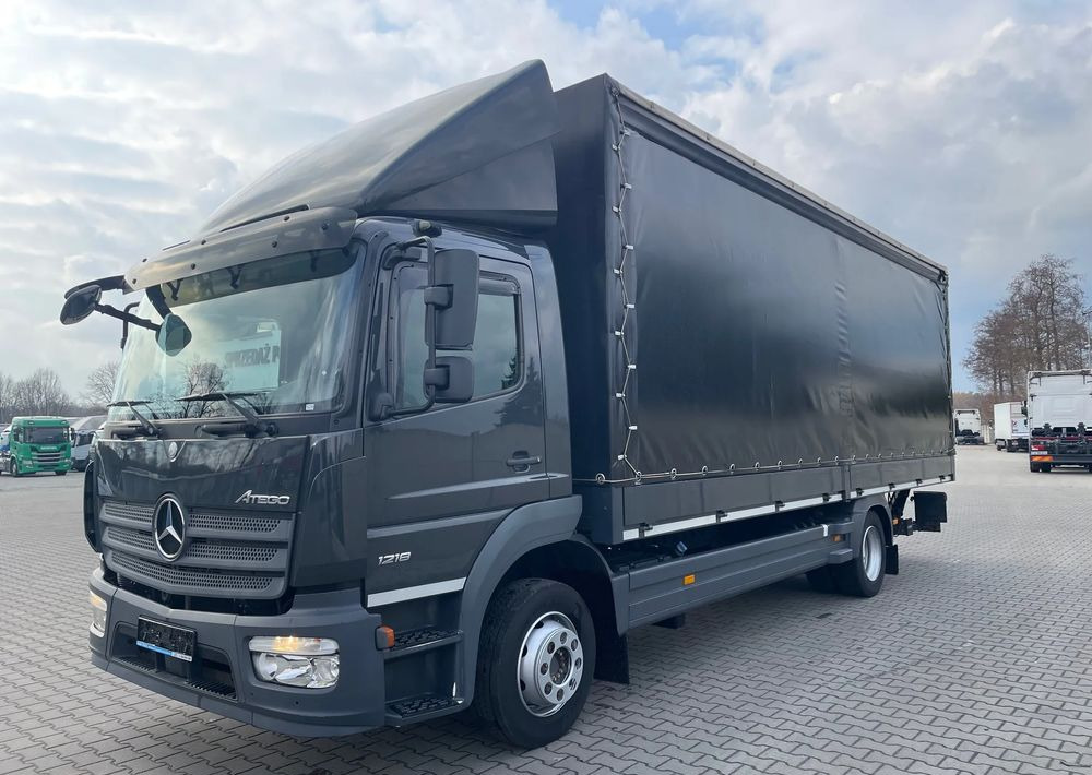 Mercedes-Benz 1218 - شاحنة ستارة: صور 1 Mercedes-Benz 1218 - شاحنة ستارة: صور 1