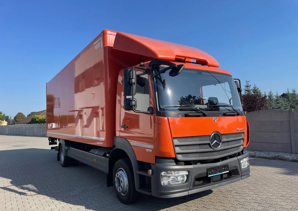 Mercedes-Benz ATEGO 1218 - بصندوق مغلق شاحنة: صور 5 Mercedes-Benz ATEGO 1218 - بصندوق مغلق شاحنة: صور 5