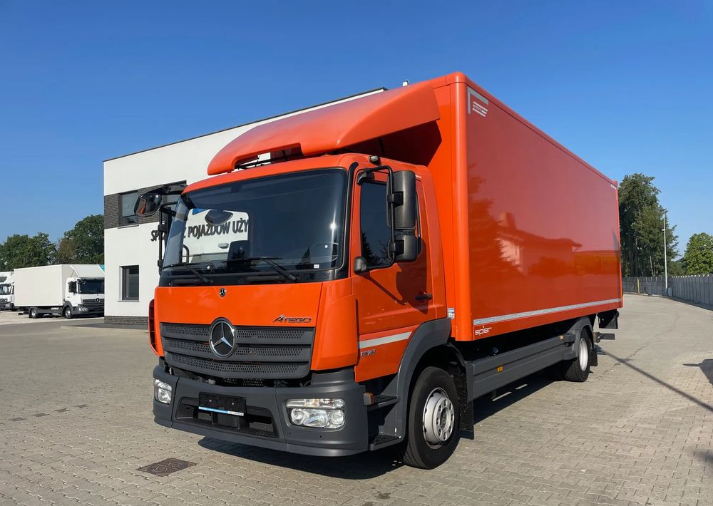 Mercedes-Benz ATEGO 1218 - بصندوق مغلق شاحنة: صور 1 Mercedes-Benz ATEGO 1218 - بصندوق مغلق شاحنة: صور 1