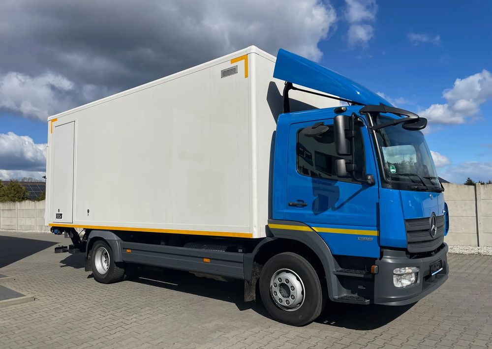 Mercedes-Benz ATEGO 1318, kontener 6,2m, ładowność 7,5 tony! - بصندوق مغلق شاحنة: صور 5 Mercedes-Benz ATEGO 1318, kontener 6,2m, ładowność 7,5 tony! - بصندوق مغلق شاحنة: صور 5