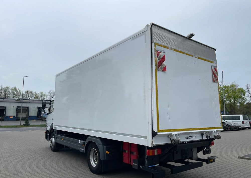 Mercedes-Benz ATEGO 1324/ Ładownośc 7,5 tony/ kontener 6,2m! - شاحنة جرار: صور 5 Mercedes-Benz ATEGO 1324/ Ładownośc 7,5 tony/ kontener 6,2m! - شاحنة جرار: صور 5