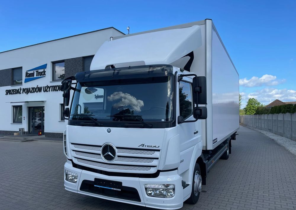 Mercedes-Benz ATEGO 818, IZOTERMA OGRZEWANA! - بصندوق مغلق شاحنة: صور 1 Mercedes-Benz ATEGO 818, IZOTERMA OGRZEWANA! - بصندوق مغلق شاحنة: صور 1