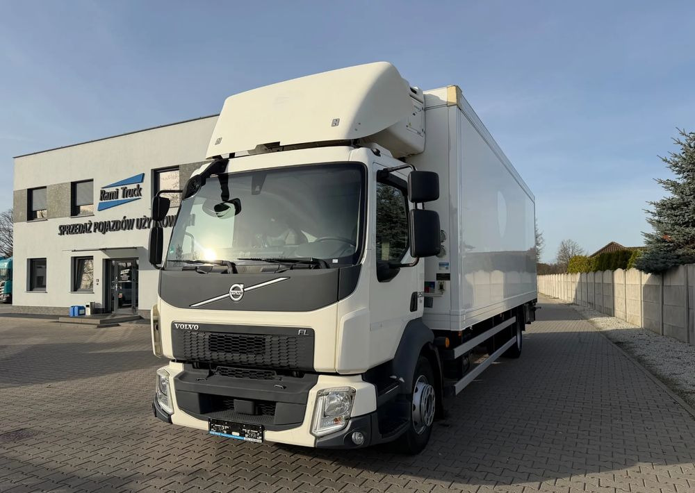 Volvo FL 16.250/ 19 PALET/ Ładownośc 6 ton/ na poduszkach! - مبردة شاحنة: صور 1 Volvo FL 16.250/ 19 PALET/ Ładownośc 6 ton/ na poduszkach! - مبردة شاحنة: صور 1