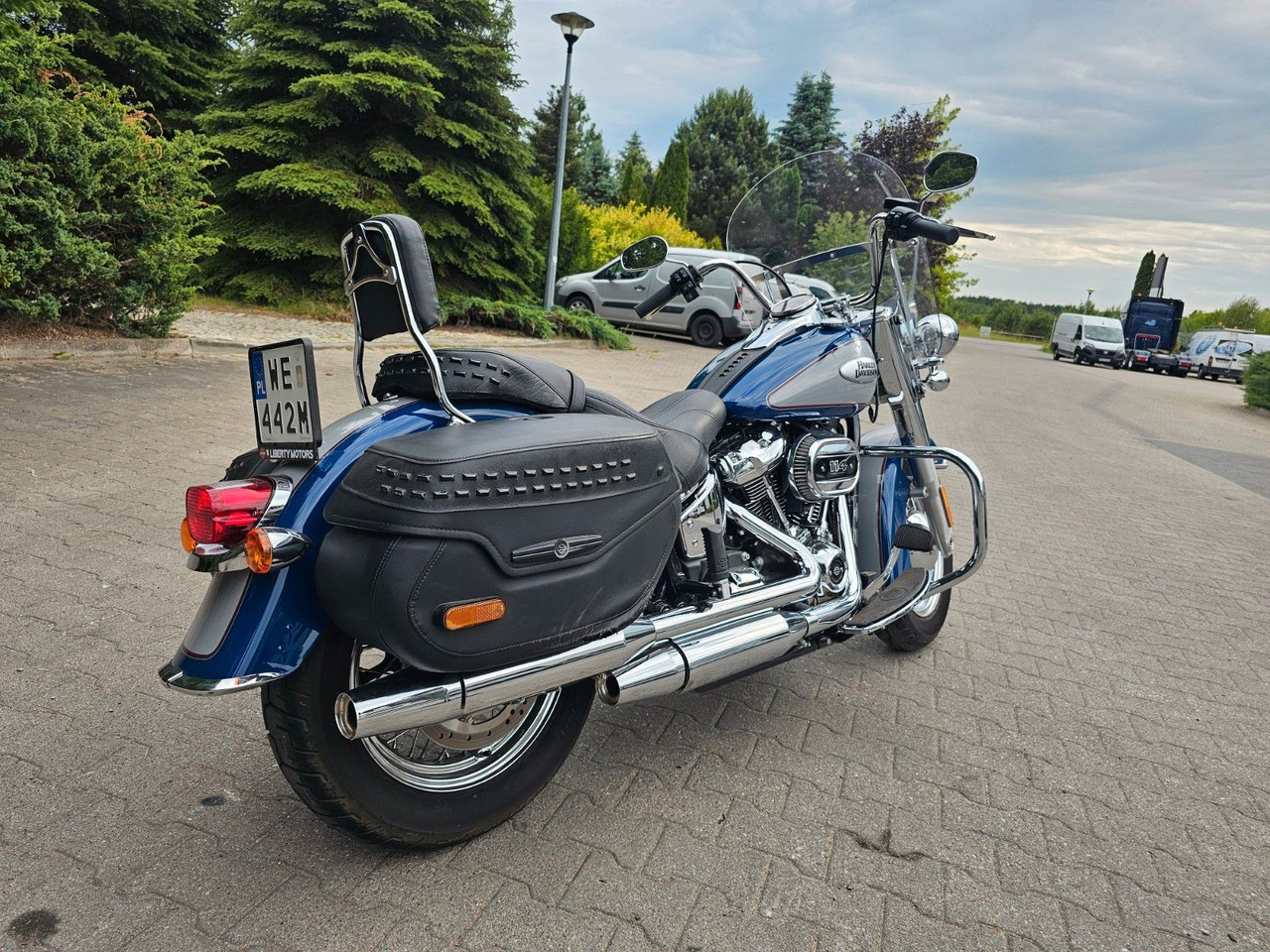 Harley-Davidson SOFTAIL Heritage Classic 114 nur 600km! Gepflegt - دراجة بخارية: صور 3 Harley-Davidson SOFTAIL Heritage Classic 114 nur 600km! Gepflegt - دراجة بخارية: صور 3