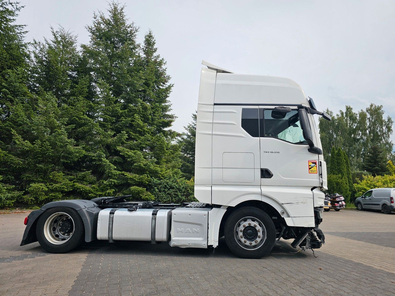 MAN TGX 18.510 XXL INTARDER - Motor , Rahmen 100% OK - شاحنة جرار: صور 3 MAN TGX 18.510 XXL INTARDER - Motor , Rahmen 100% OK - شاحنة جرار: صور 3