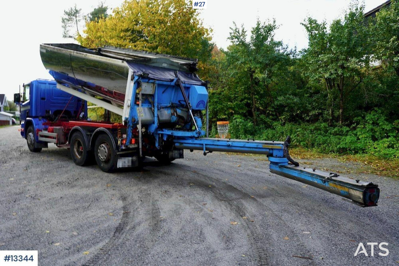 2002 Scania P94G asphalt sprider WATCH VIDEO - موزع الأسفلت: صور 5 2002 Scania P94G asphalt sprider WATCH VIDEO - موزع الأسفلت: صور 5