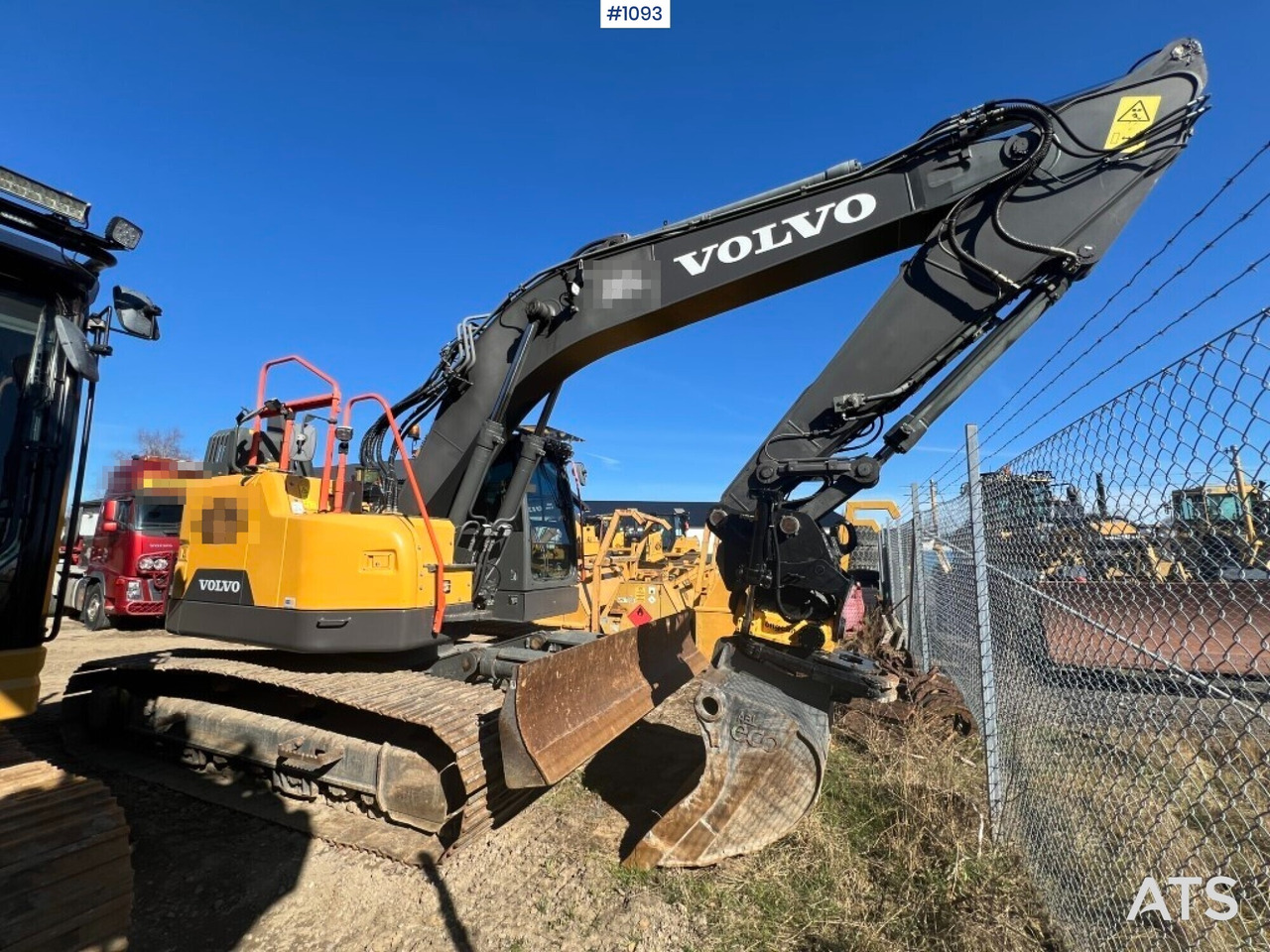 Volvo ECR 235 EL - حفار متعدد الاستخدام: صور 3 Volvo ECR 235 EL - حفار متعدد الاستخدام: صور 3