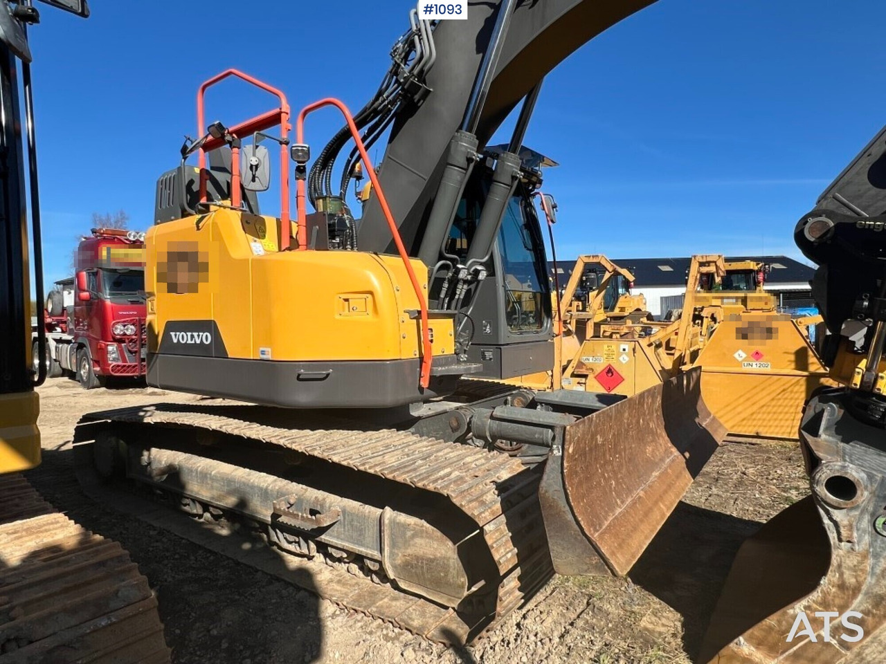 Volvo ECR 235 EL - حفار متعدد الاستخدام: صور 4 Volvo ECR 235 EL - حفار متعدد الاستخدام: صور 4