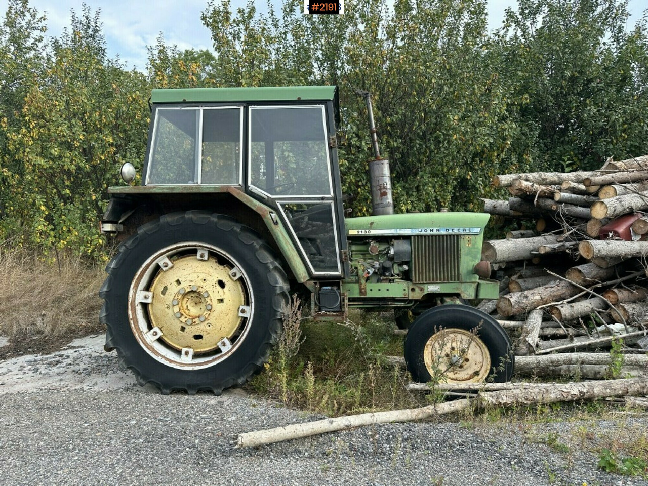 John Deere 2130 Tractor - جرار: صور 2 John Deere 2130 Tractor - جرار: صور 2