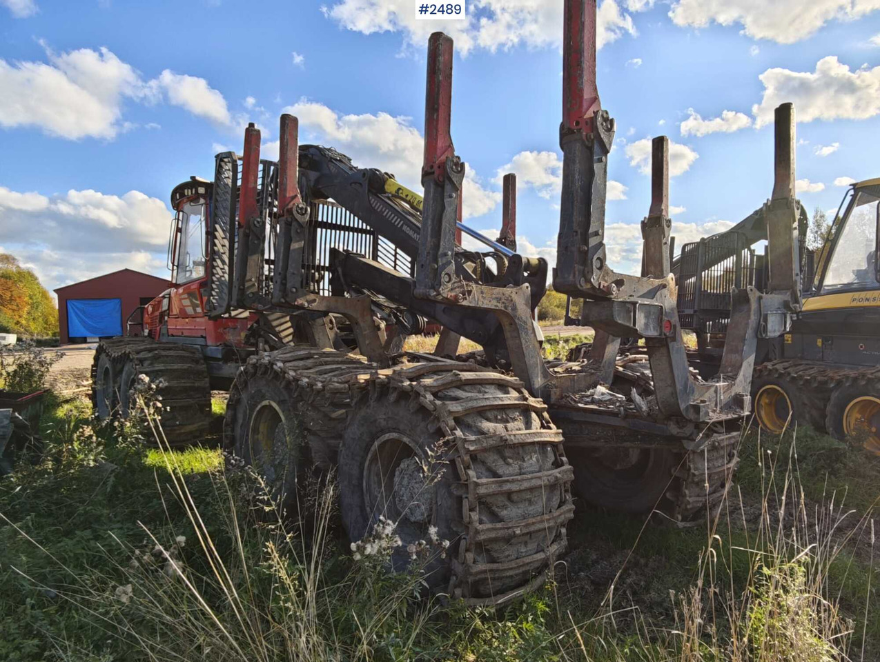 شاحنات نقل الأخشاب في الغابات Komatsu 895 Forwarder (VIDEO): صور 10 شاحنات نقل الأخشاب في الغابات Komatsu 895 Forwarder (VIDEO): صور 10