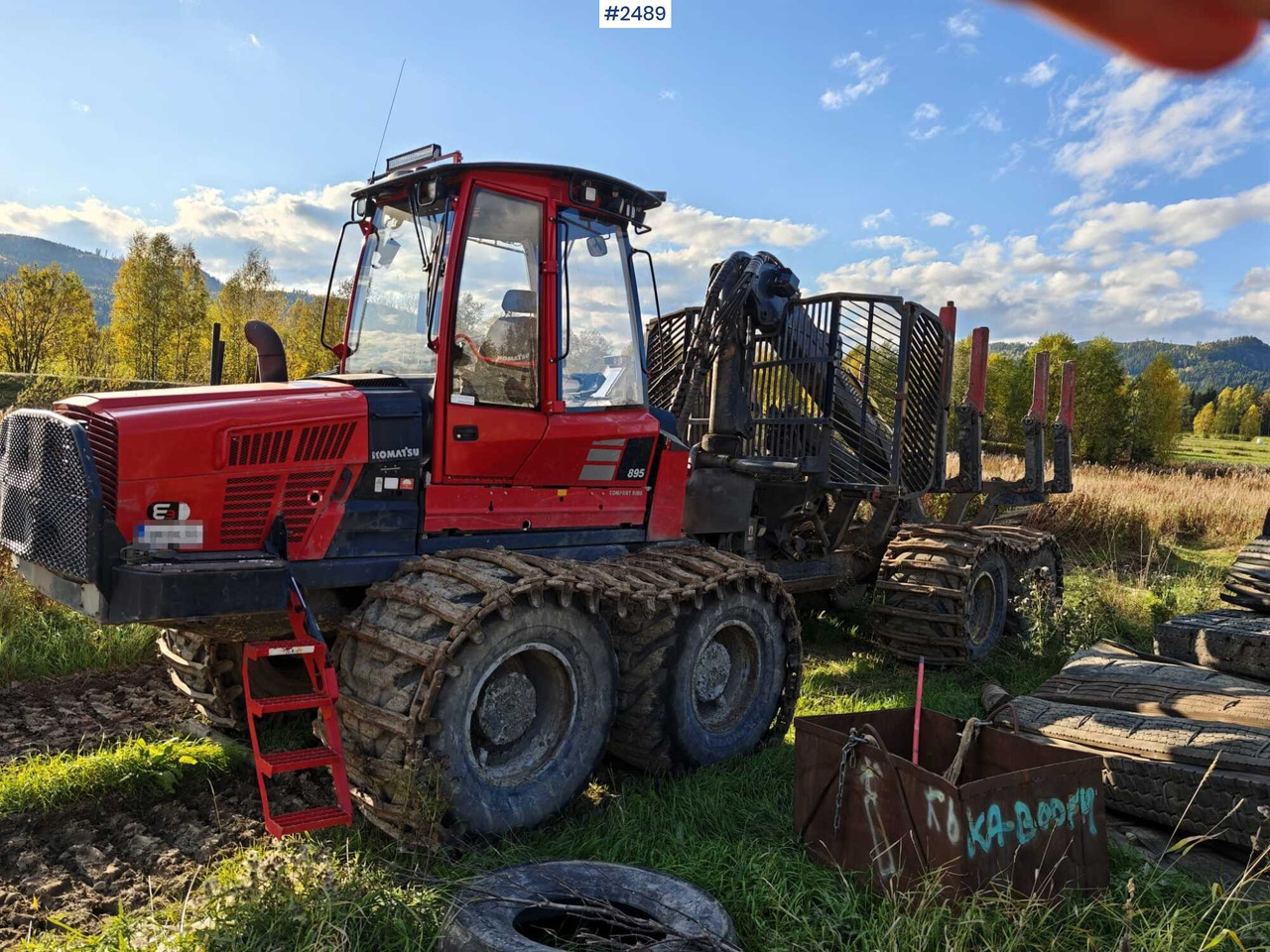 شاحنات نقل الأخشاب في الغابات Komatsu 895 Forwarder (VIDEO): صور 12 شاحنات نقل الأخشاب في الغابات Komatsu 895 Forwarder (VIDEO): صور 12
