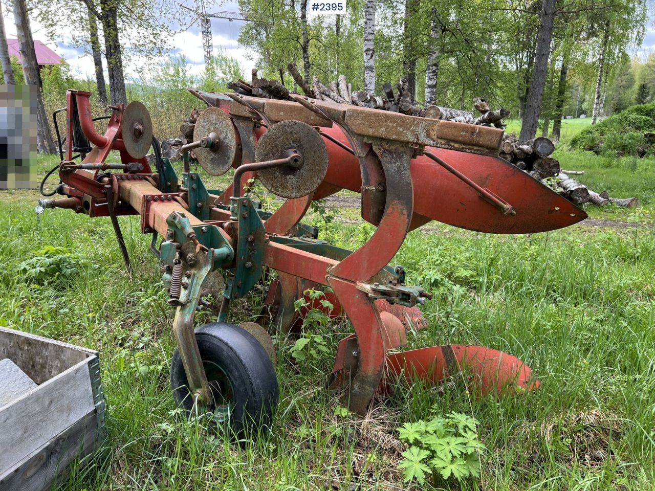 Kverneland 3-blade reversible plow - ال معدات حراثه: صور 5 Kverneland 3-blade reversible plow - ال معدات حراثه: صور 5