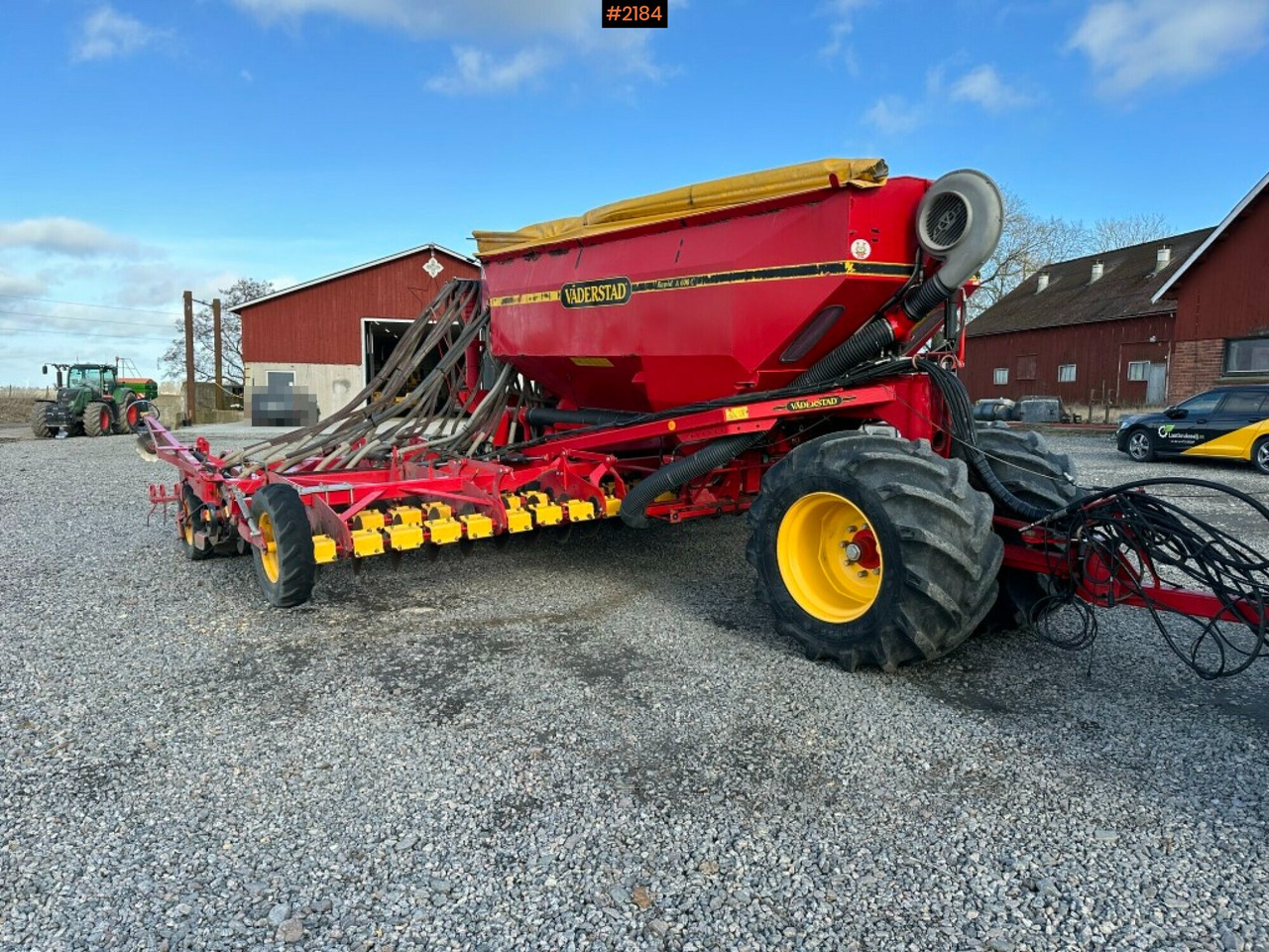 Seed drill Väderstad Rapid A RDA 600 C - معدات بذار: صور 1 Seed drill Väderstad Rapid A RDA 600 C - معدات بذار: صور 1
