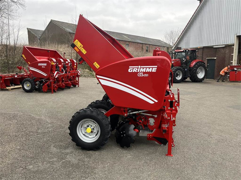 Grimme GL 420 hydraulische aandrijving - آلة زراعة البطاطس: صور 2 Grimme GL 420 hydraulische aandrijving - آلة زراعة البطاطس: صور 2
