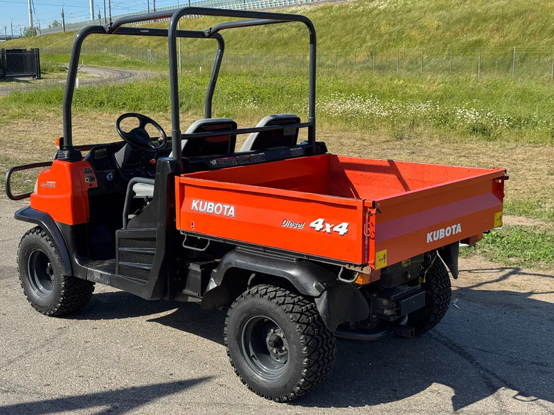 Kubota RTV 900 4X4 - جرار بعجلتين: صور 4 Kubota RTV 900 4X4 - جرار بعجلتين: صور 4