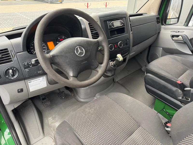 تأجير Mercedes-Benz Sprinter 311 311 CDI 2.2 pick-up bakwagen Mercedes-Benz Sprinter 311 311 CDI 2.2 pick-up bakwagen: صور 11 تأجير Mercedes-Benz Sprinter 311 311 CDI 2.2 pick-up bakwagen Mercedes-Benz Sprinter 311 311 CDI 2.2 pick-up bakwagen: صور 11