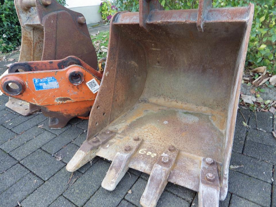 Cat 305 LEH Schnellwechsler + 2 Tieflöffel Cat - بكت حفار: صور 3 Cat 305 LEH Schnellwechsler + 2 Tieflöffel Cat - بكت حفار: صور 3