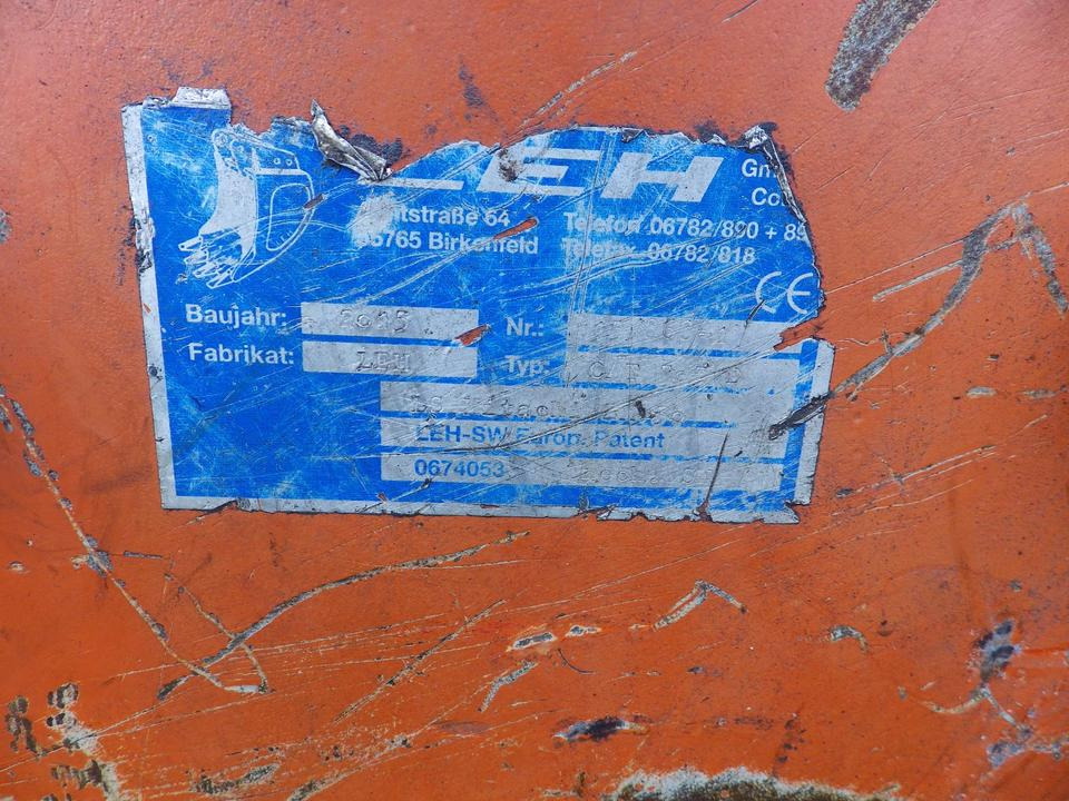 Cat 305 LEH Schnellwechsler + 2 Tieflöffel Cat - بكت حفار: صور 4 Cat 305 LEH Schnellwechsler + 2 Tieflöffel Cat - بكت حفار: صور 4