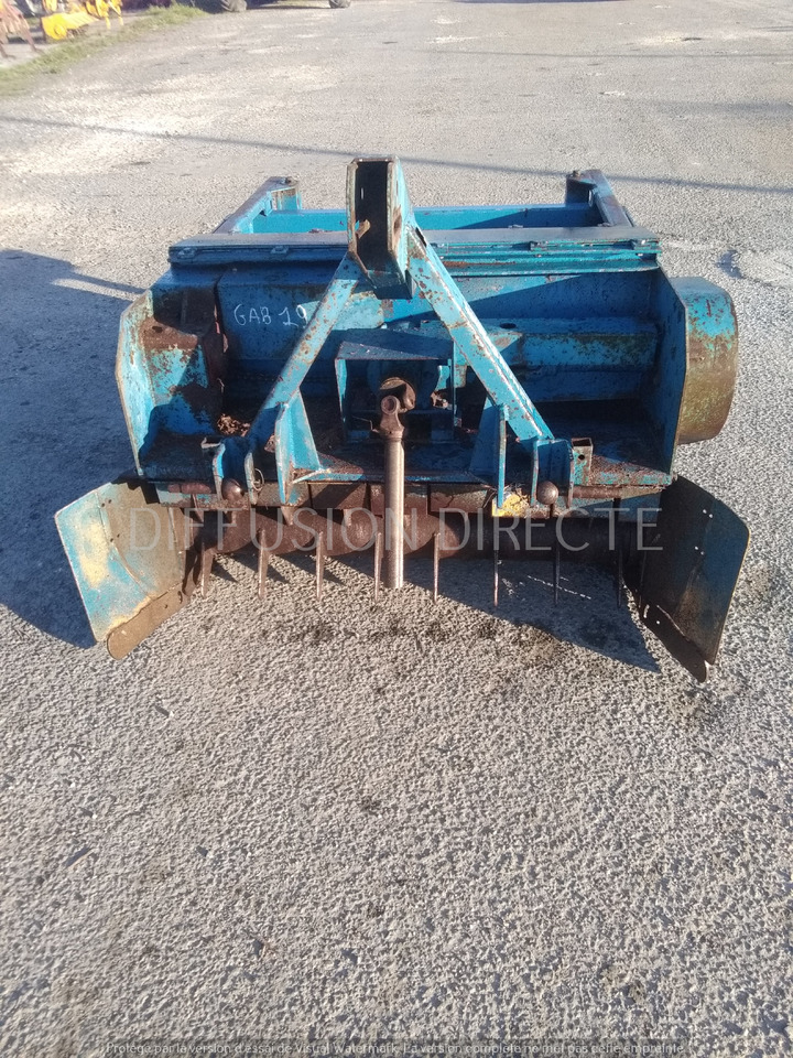 BRUNET BROYEUR A SARMENTS BRM 125 - التقطيع جزازة/ ماكينات قطع الحشائش: صور 4 BRUNET BROYEUR A SARMENTS BRM 125 - التقطيع جزازة/ ماكينات قطع الحشائش: صور 4