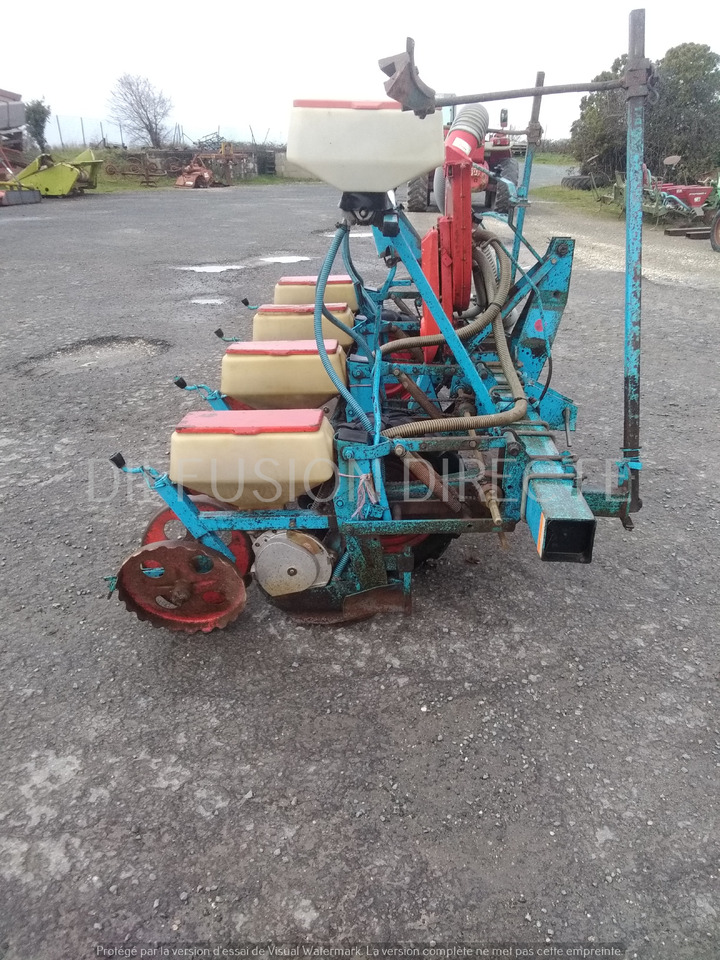 RIBOULEAU SEMOIR MONOGRAINE PNU - وضع البذور فى خطوط: صور 2 RIBOULEAU SEMOIR MONOGRAINE PNU - وضع البذور فى خطوط: صور 2