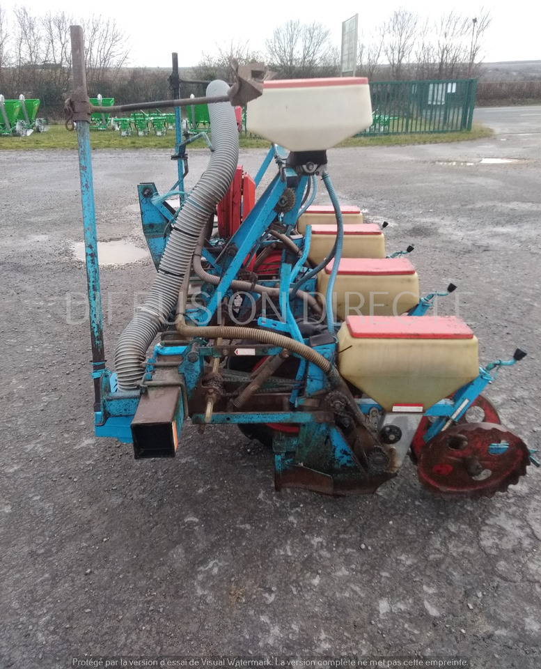 RIBOULEAU SEMOIR MONOGRAINE PNU - وضع البذور فى خطوط: صور 3 RIBOULEAU SEMOIR MONOGRAINE PNU - وضع البذور فى خطوط: صور 3